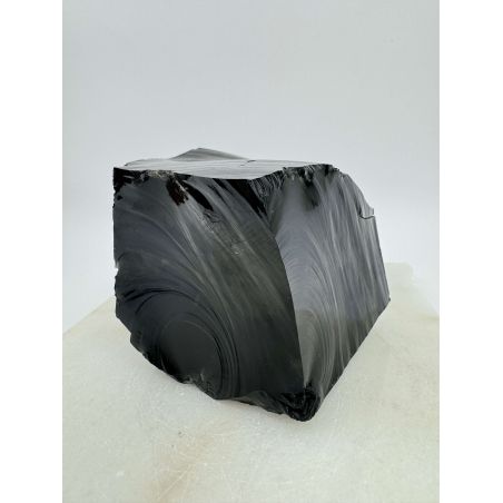 Obsidián surový 3.
